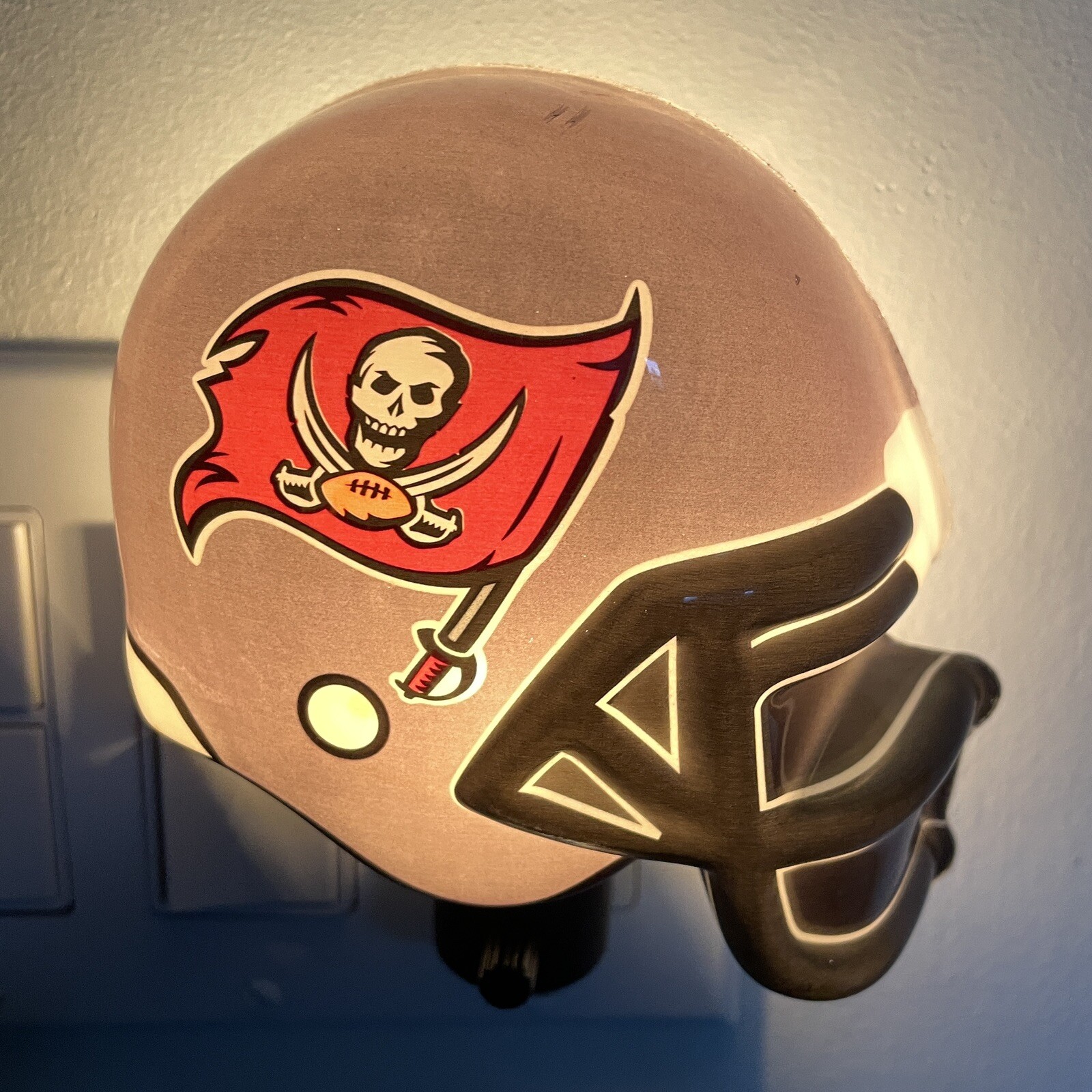 Tampa Bay Bucs Buccaneers Nightlight Football Helmet Shaped NFL 5 Inches