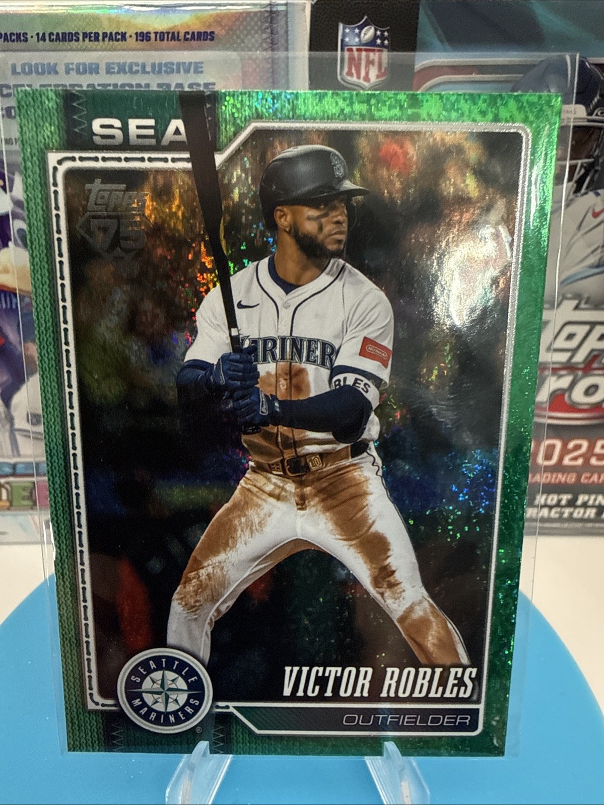 2026 Topps Green Diamante Victor Robles 30/99 Seattle Mariners #160