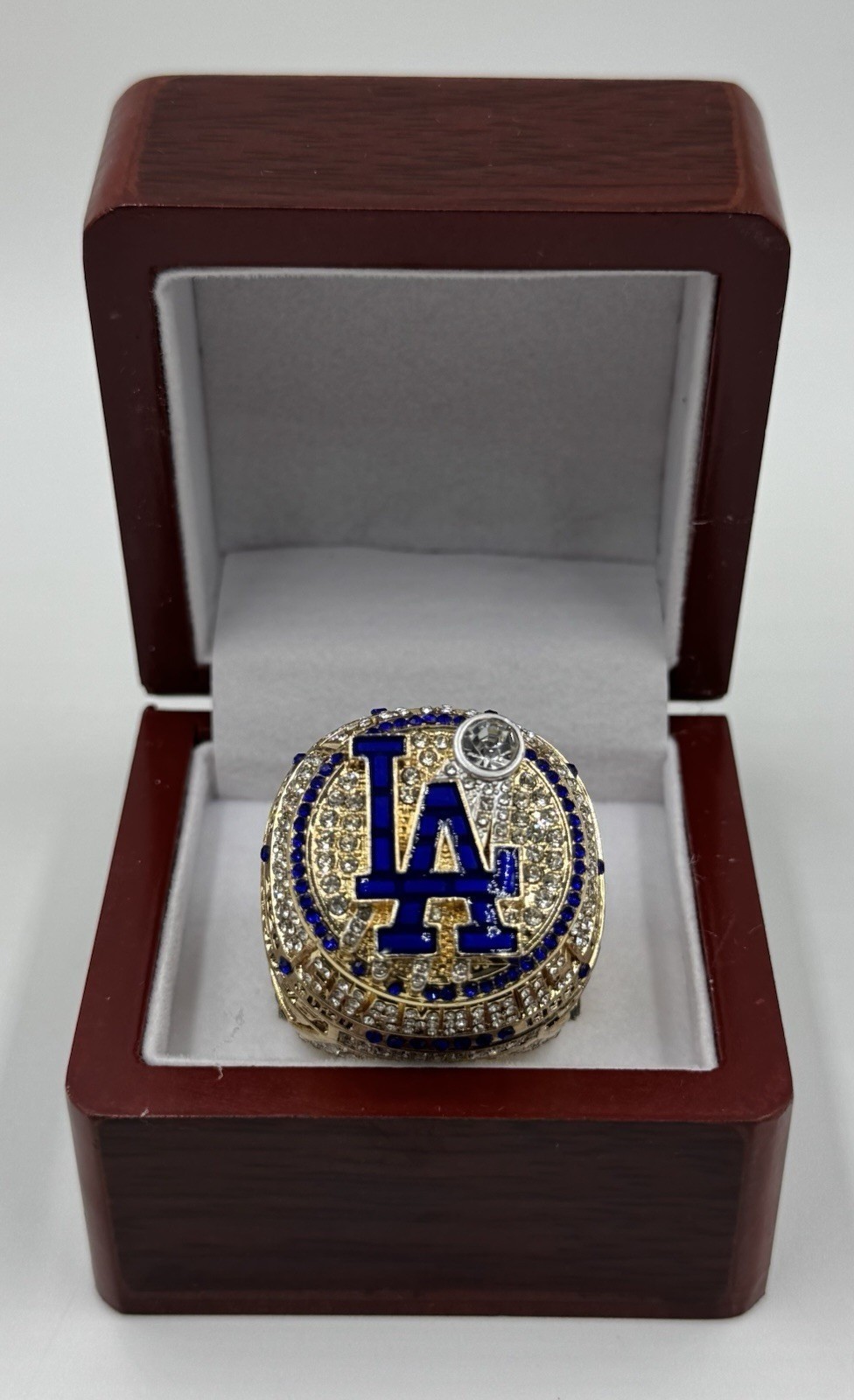 2025-2026 Los Angeles Dodgers MLB Championship Ring Baseball size 9/11/13