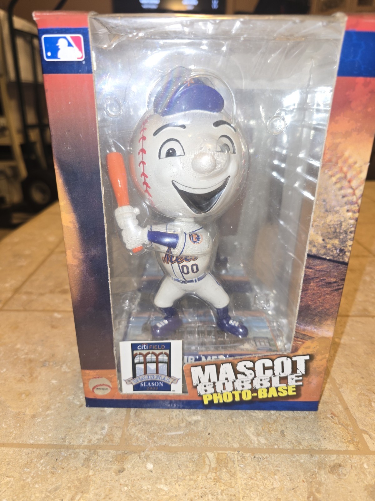 Stadium Exclusive 2009 Mr Met bobble head Citi Field New York Mets Mascot Ny Mrs