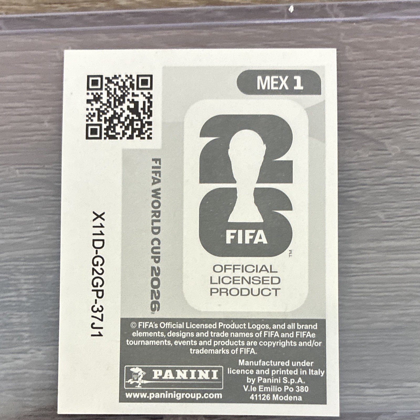 Panini FIFA World Cup 2026 Mexico Crest/Badge Soccer Sticker MEX 1