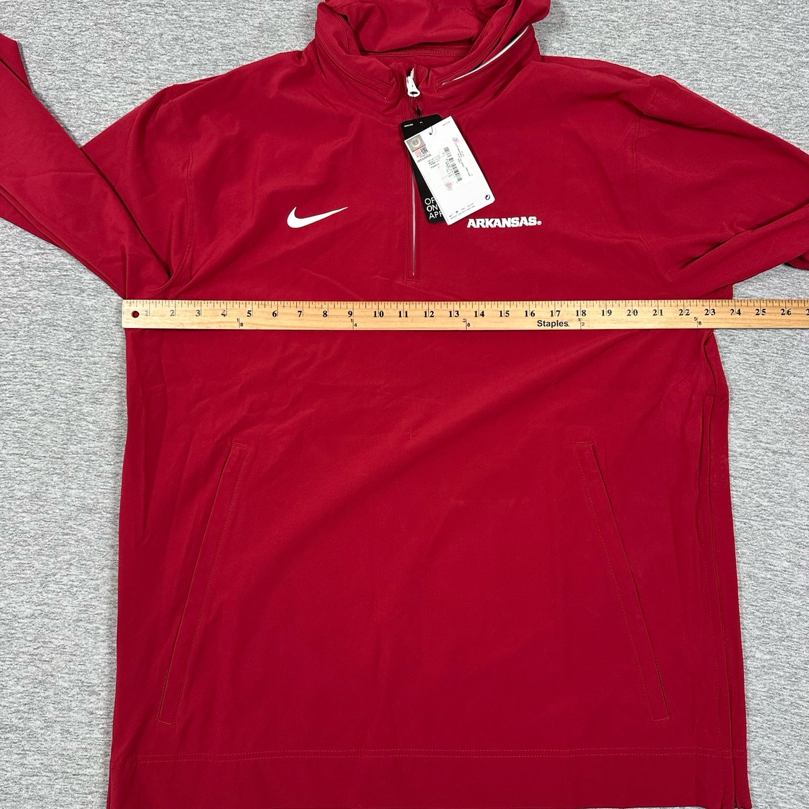 Nike Arkansas Razorbacks Jacket Mens Large Red On Field 1/4 Zip Hooded College