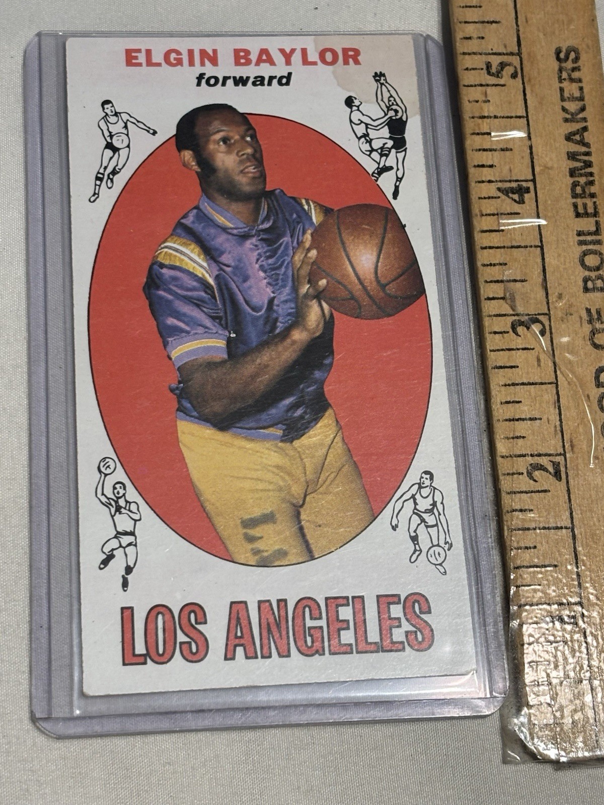 1969-70 Topps Basketball Card Elgin Baylor Los Angeles Lakers #35 G-VG
