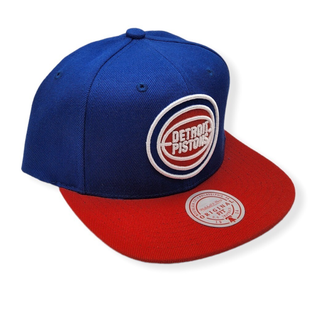 Mitchell & Ness Detroit Pistons The Champs 1989 Finals Adjustable Snapback Hat