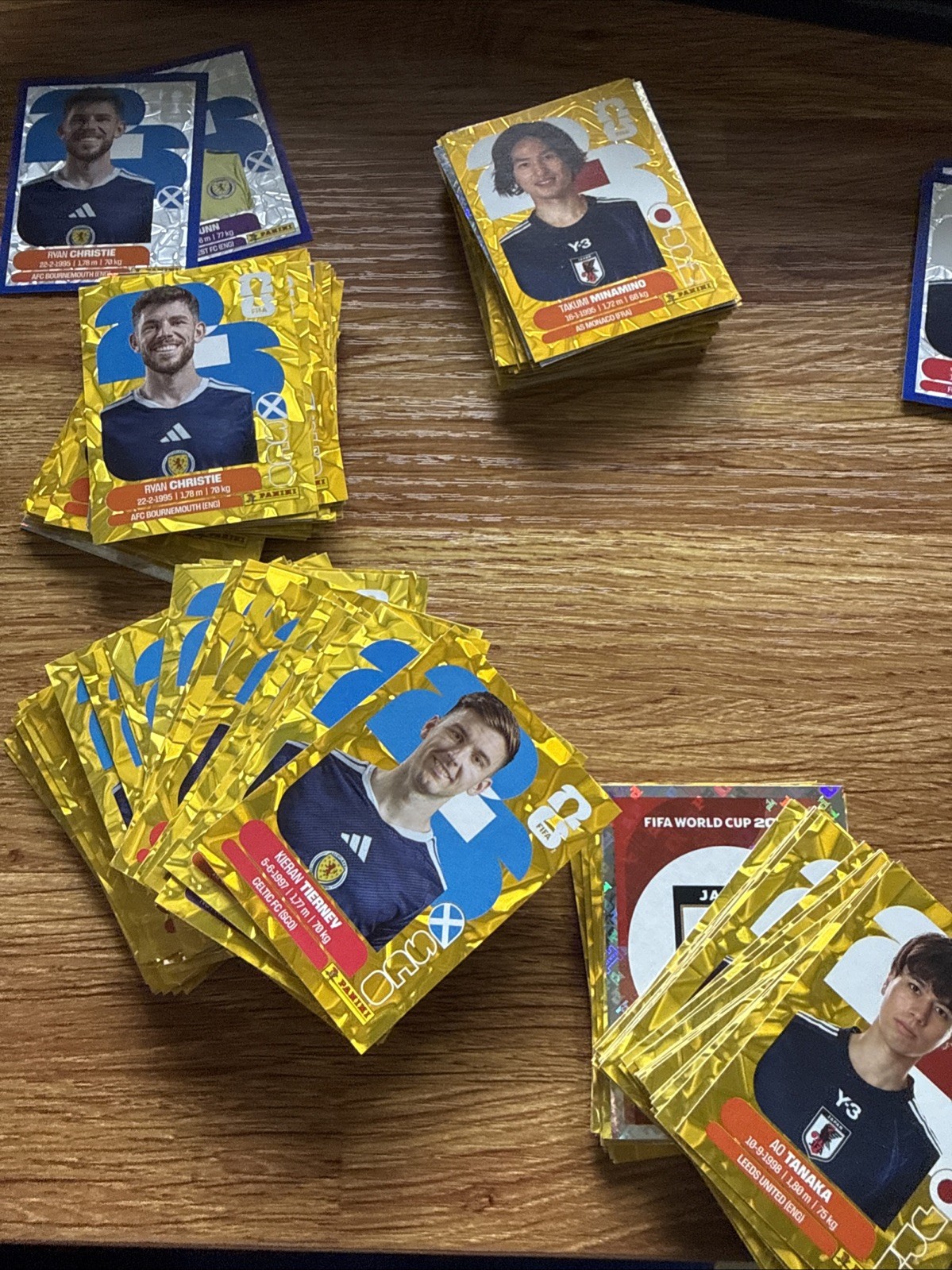 2026 PANINI WORLD CUP GOLD Crumple Stickers SINGLES – PICK & COMPLETE SCO JPN