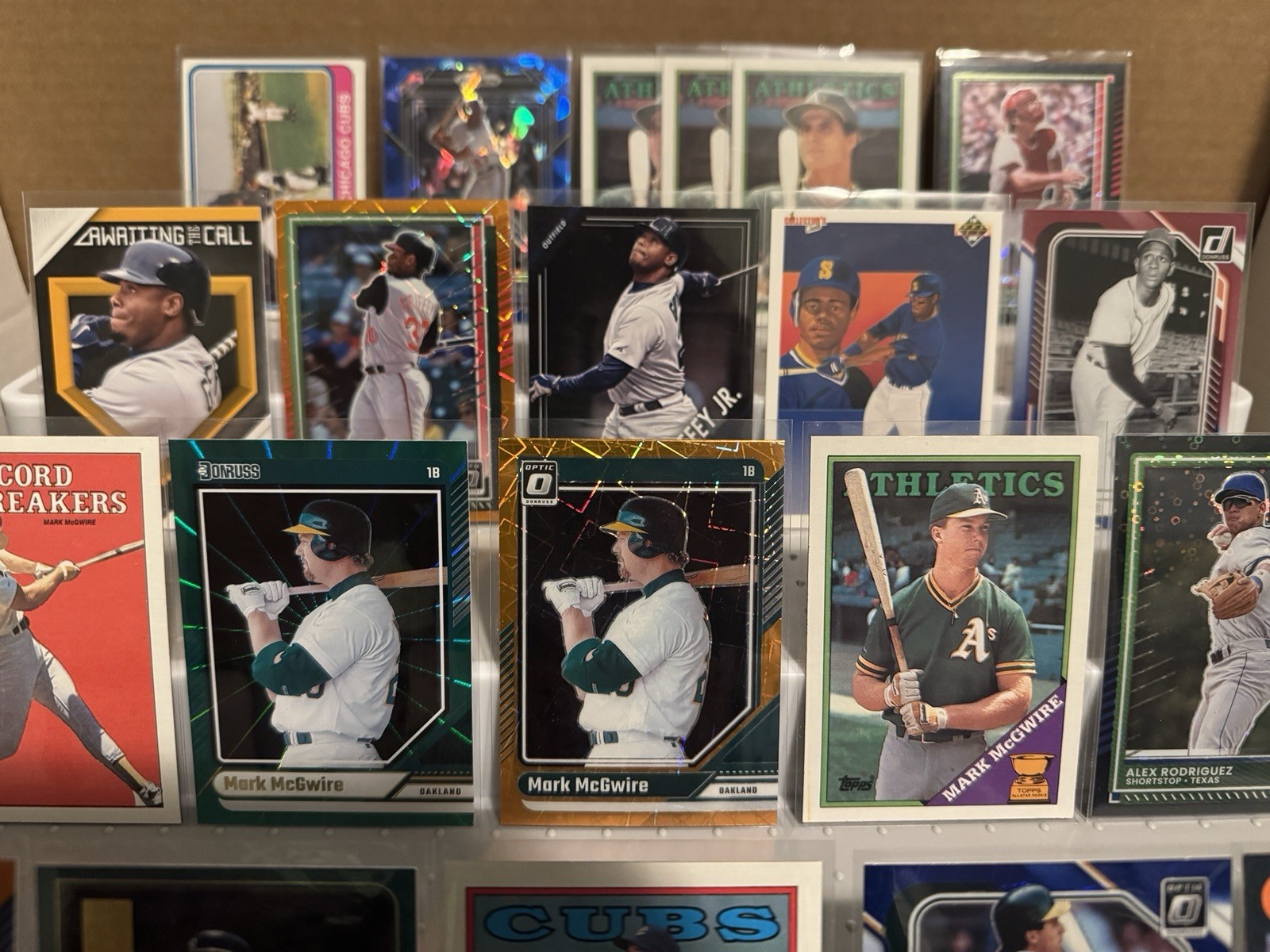 Lot of 250+ MLB Baseball Legends/Past Stars/HOF Cards – Mixed Brands – SEE LIST