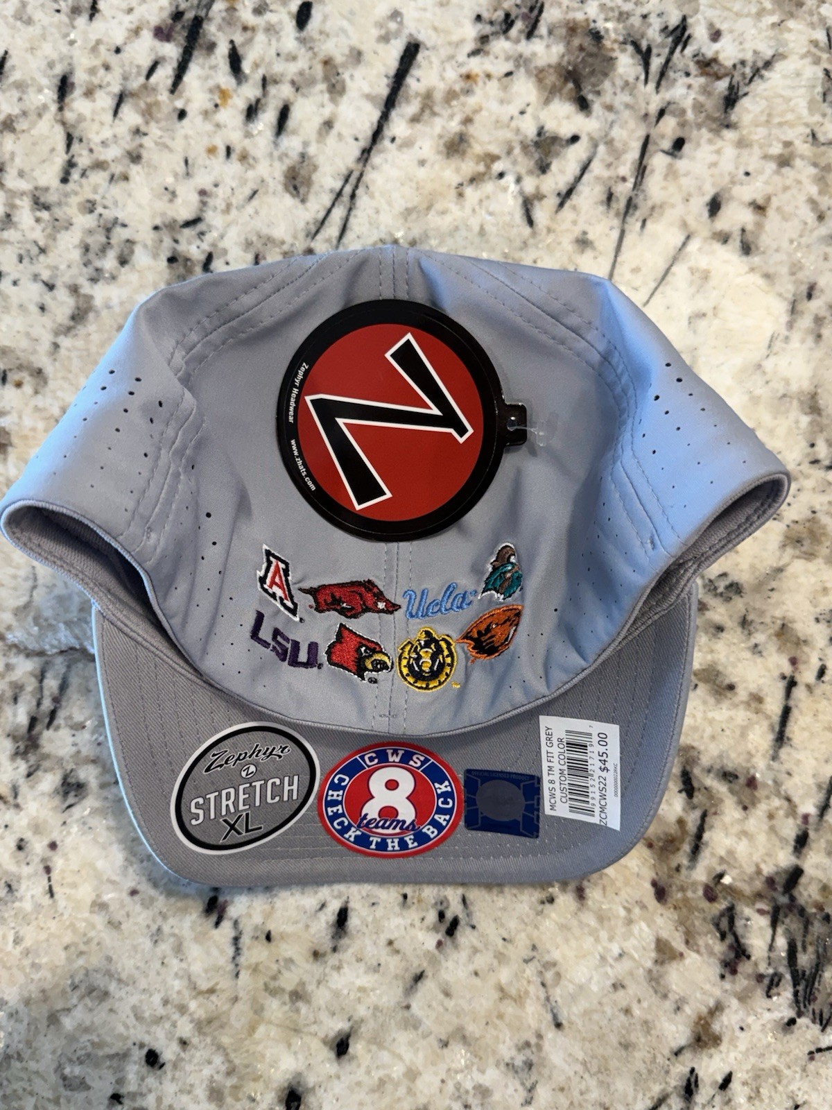 NCAA Men’s College World Series Hat 2025 $45 MSRP Omaha Size XL NEW