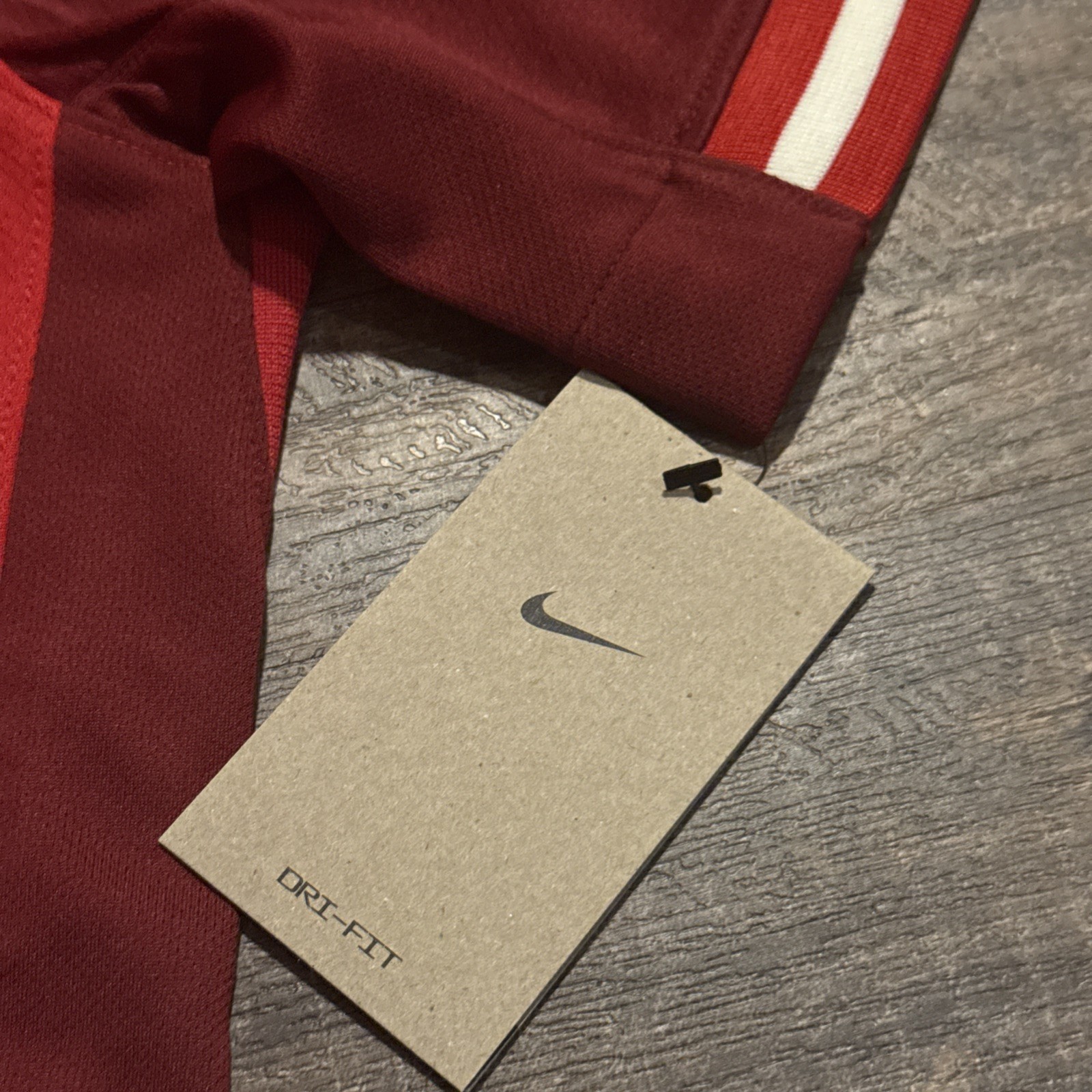 2024 Nike Men’s Canada National Team Home Red Soccer Jersey Large L