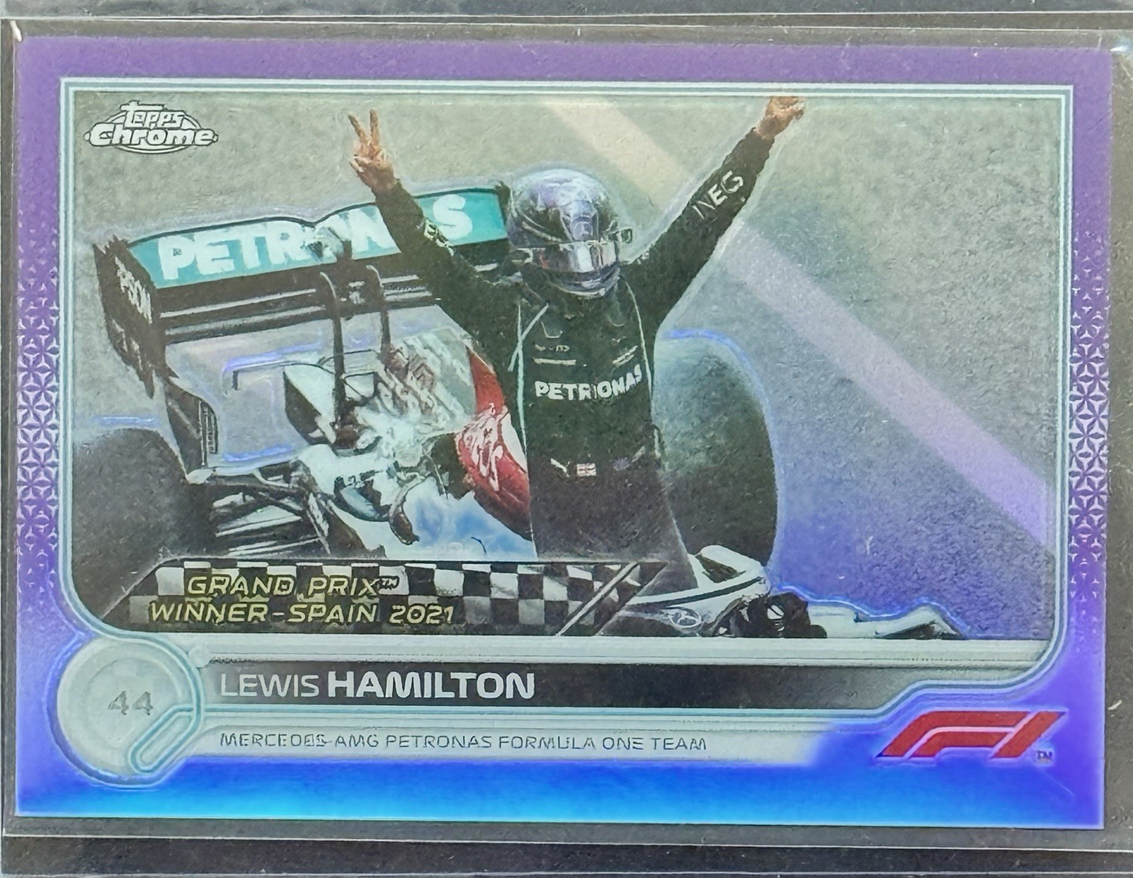 2022 Topps Chrome Formula 1 – Grand Prix Winners Lewis Hamilton #154 Purple. 187