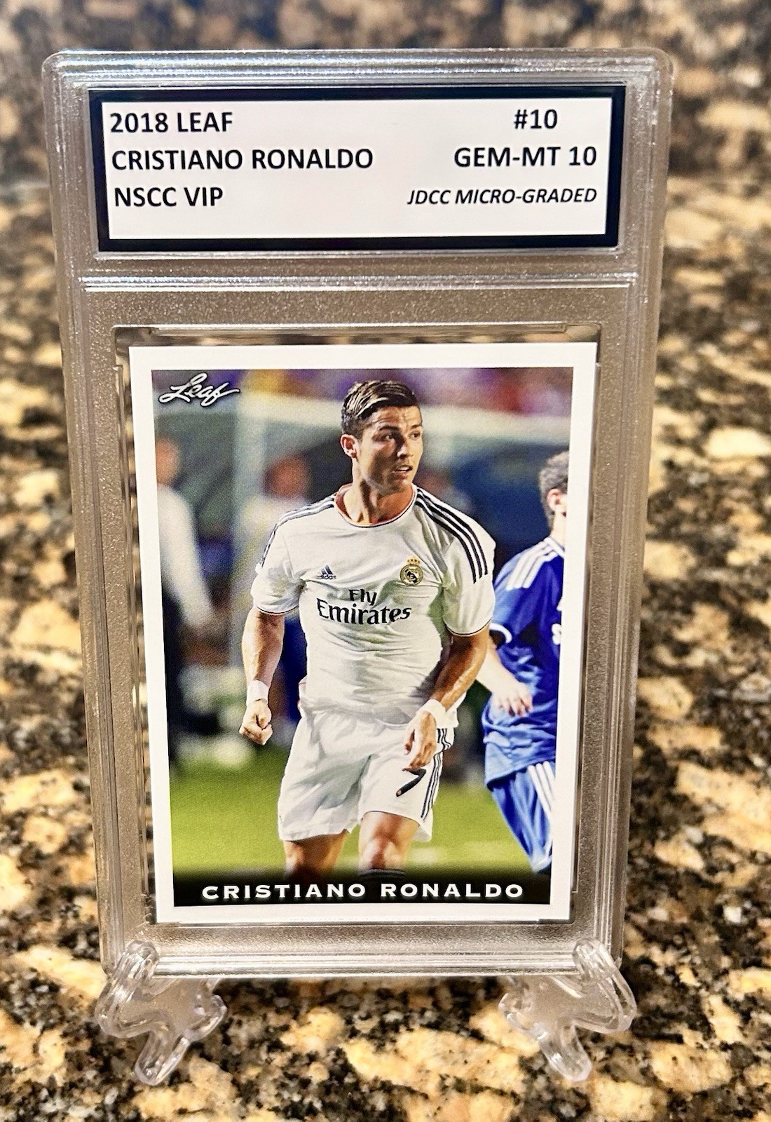25 Card Lot 2004-22 LIONEL MESSI/PELE/CRISTIANO RONALDO Rookie GRADED GEM-MT 10