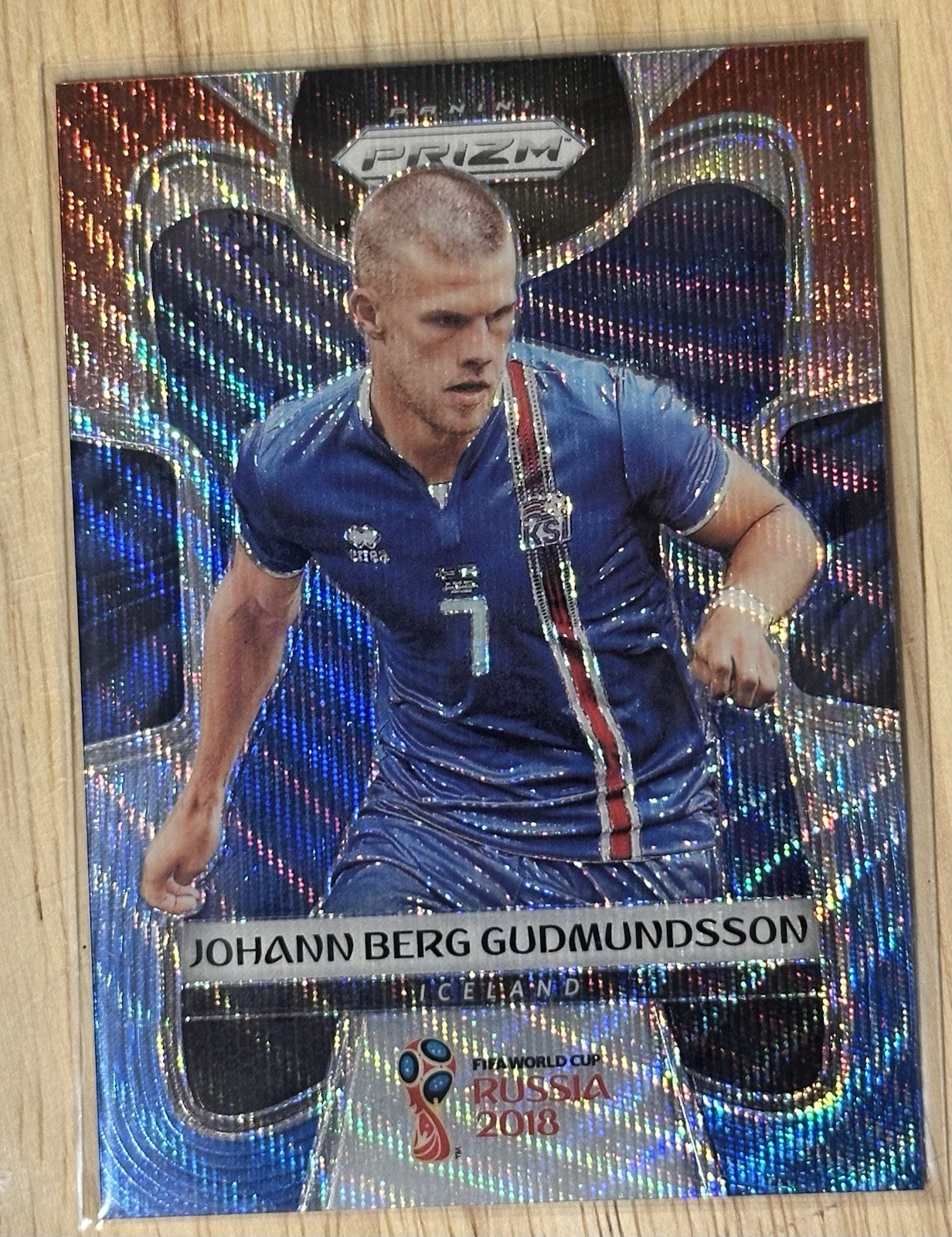 2018 Panini Prizm World Cup – Johann Berg Gudmundsson #105 Red & Blue Wave Prizm