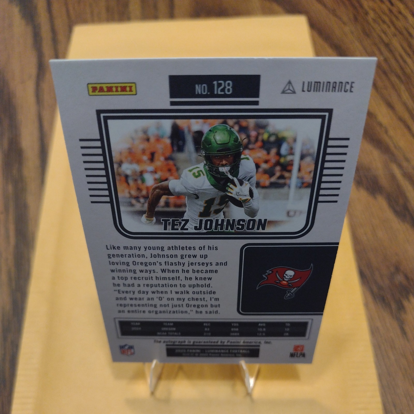 2025 Panini Luminance – Rookies Tez Johnson #128 Autographs /300 (AU, RC) Oregon