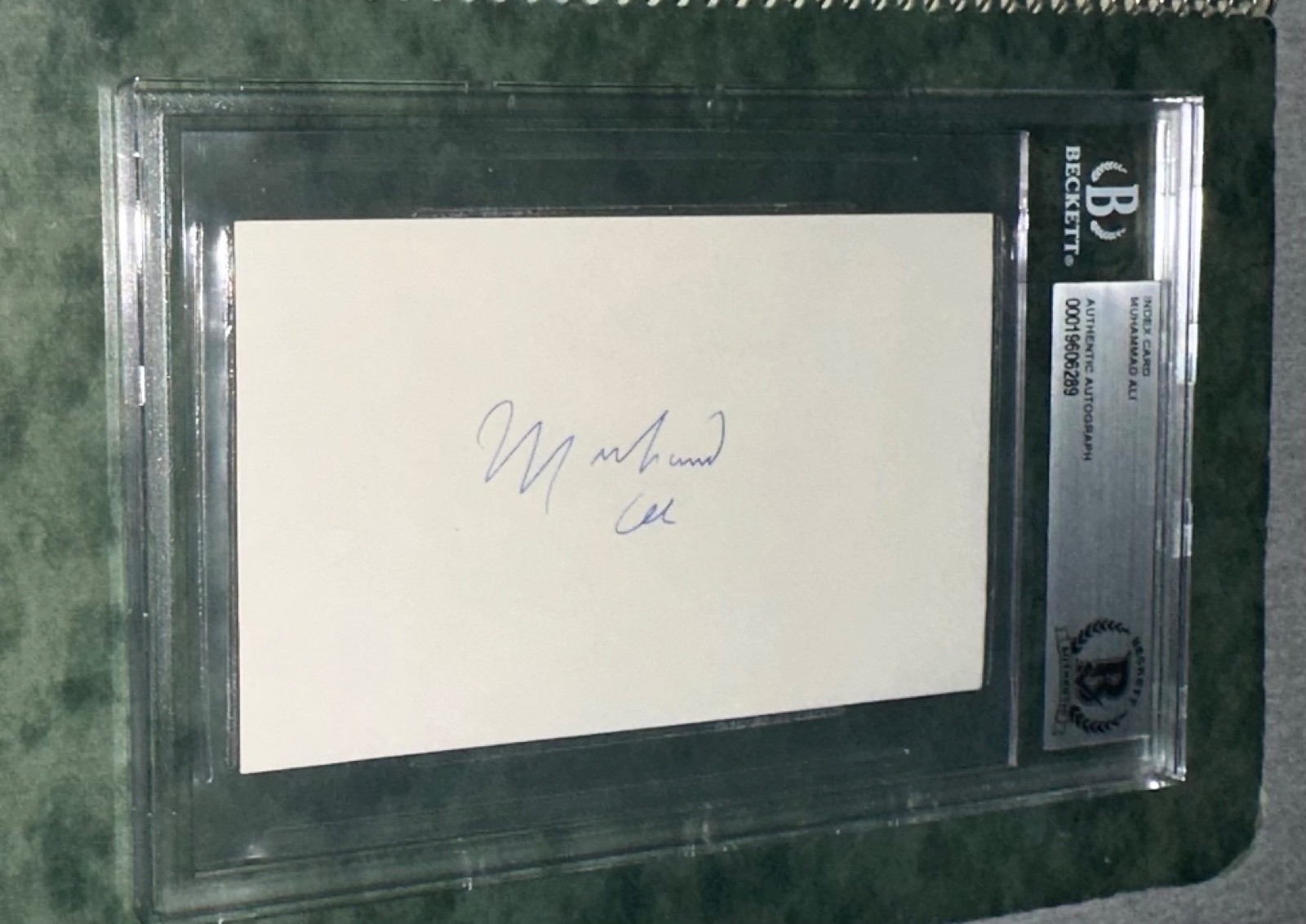 MUHAMMAD ALI SIGNED INDEX CARD BAS BECKETT AUTHENTICATED BAS SLAB