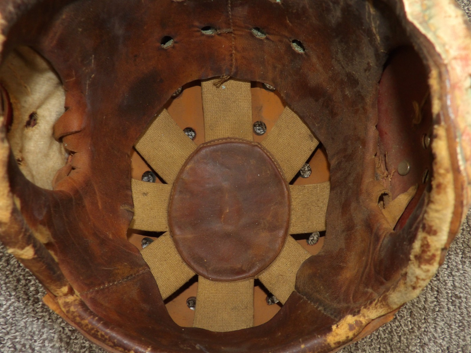 1930’s Vintage Macgregor Fibre-Reinforced 8-Strap Leather Helmet HC18 Game Worn