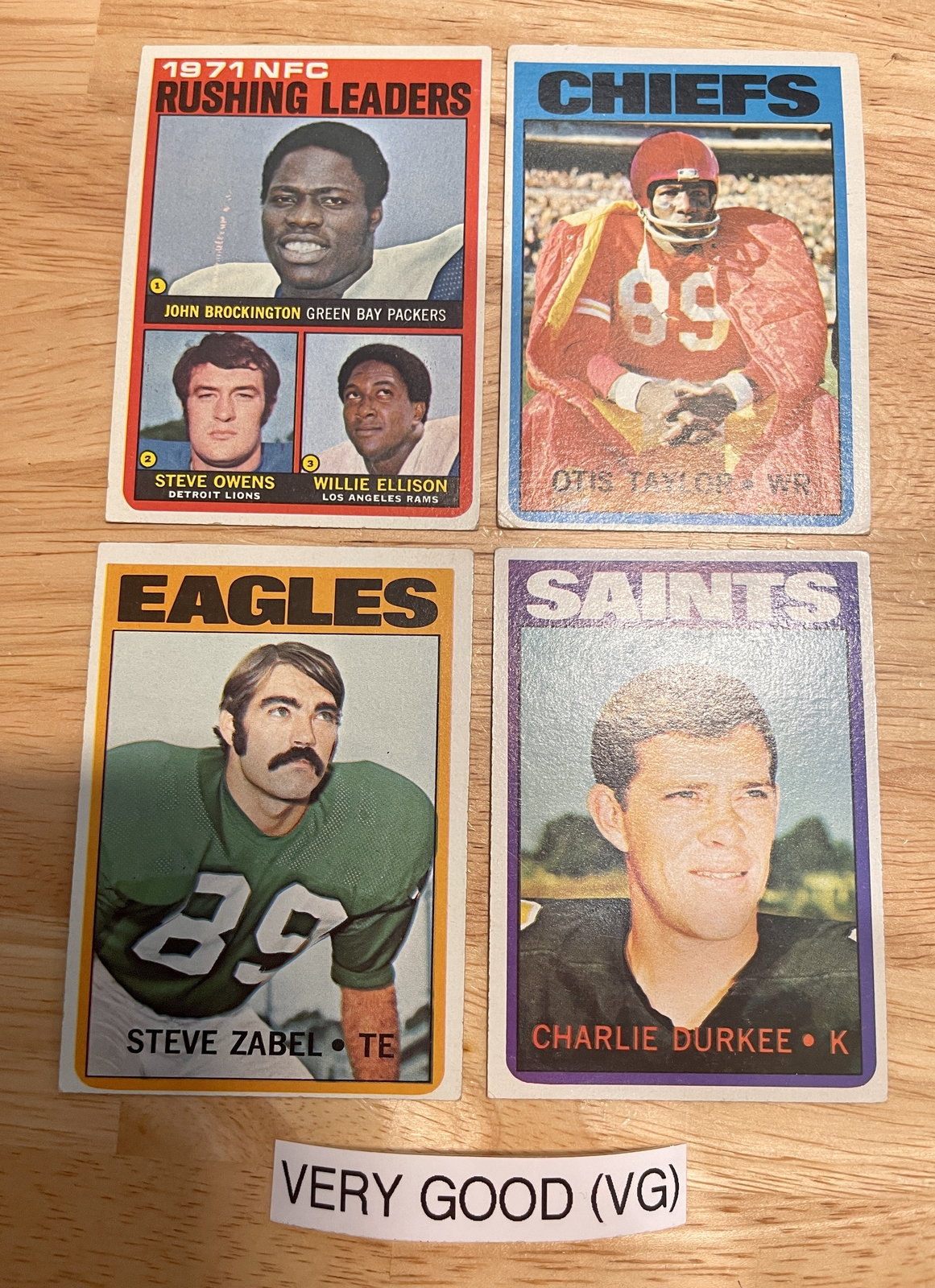 1972 Topps Football Cards 101-200 (P-NM) – You Pick – Complete Your Set