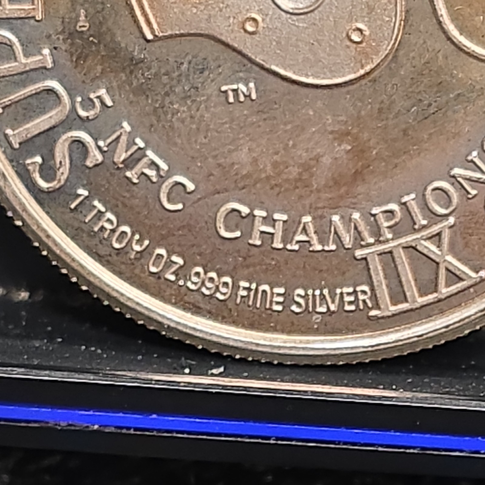 Tom Landry Dallas Cowboys Super Bowl XXVI Champions 1991 .999 Fine Silver Coin
