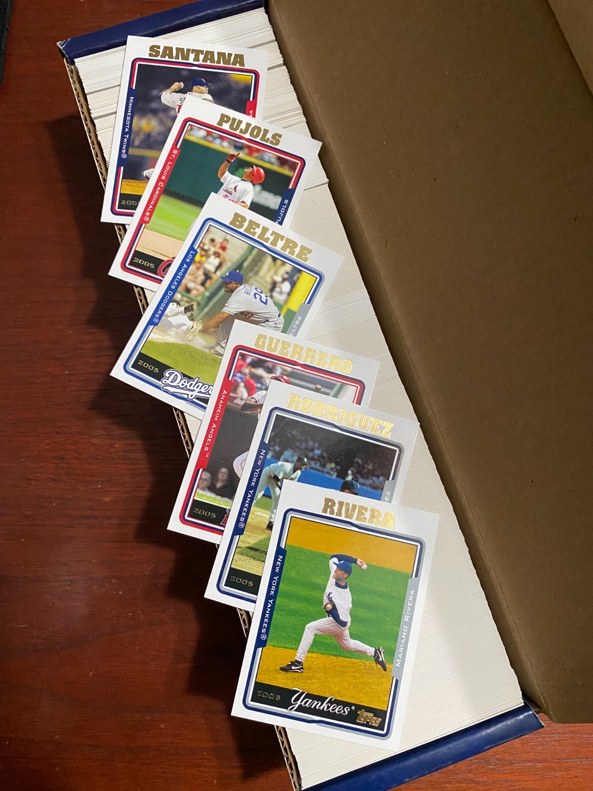 2005 Topps Baseball #201-400 NM/MT – You Pick – Free Shipping – 2 CARD MINIMUM