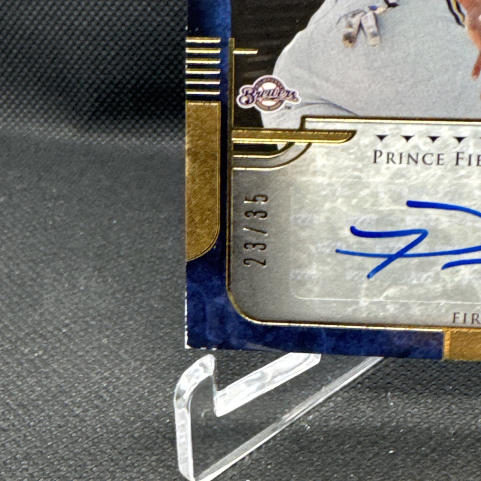 2005 UD Ultimate Collection Signatures US-PF Prince Fielder 23/35 Auto RC