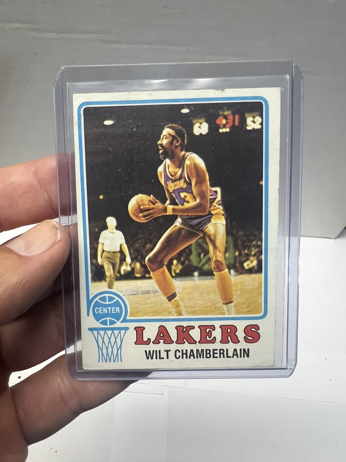 1973-74 Topps Wilt Chamberlain #80 basketball card Los Angeles Lakers