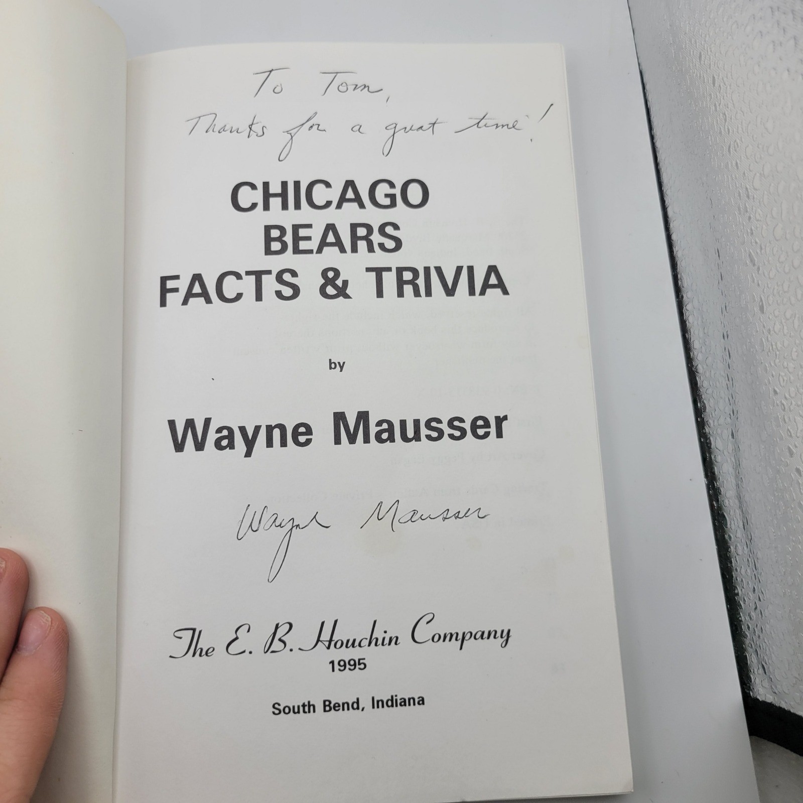 Chicago Bears Facts Trivia Wayne Mausser Signed 1995 Paperback Book