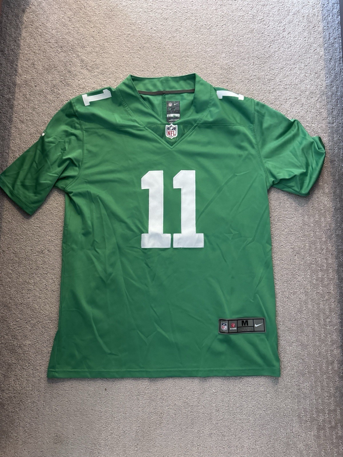 Nike AJ Brown Kelly Green Philadelphia Eagles Jersey (Medium, FITS LARGE)