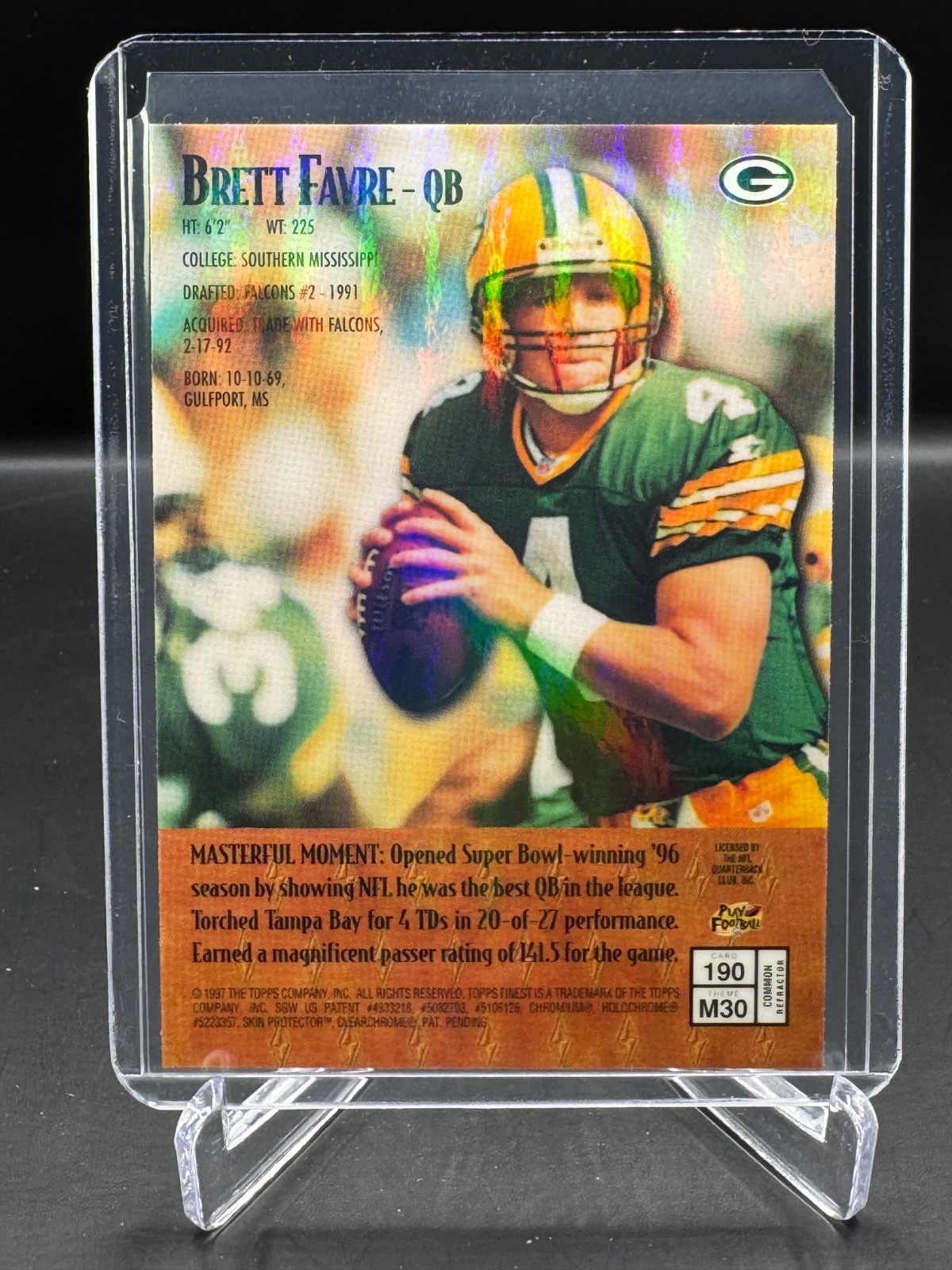 1997 TOPPS FINEST! BRETT FARVE! REFRACTOR! PROTECTIVE COATING! PACKERS! #190