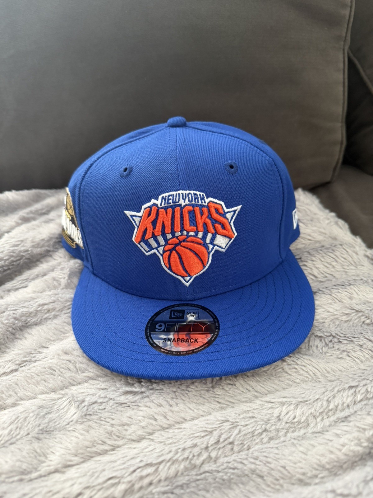 New York Knicks New Era 2026 NBA Finals Champions 9FIFTY Snapback Hat In Hand