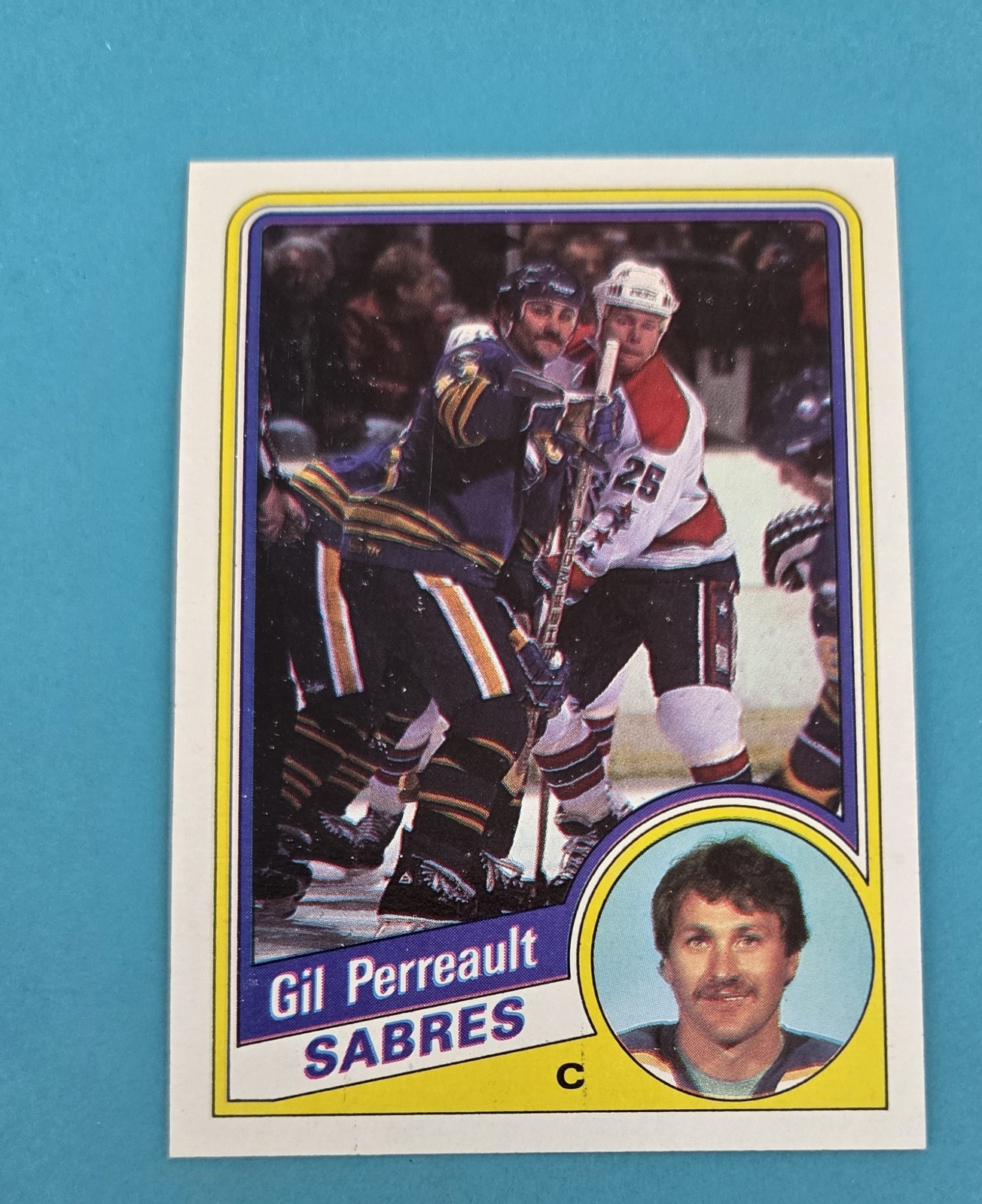 1984-85 Topps #19 Gil Perreault Hockey Card Buy 10+ 50% Off I