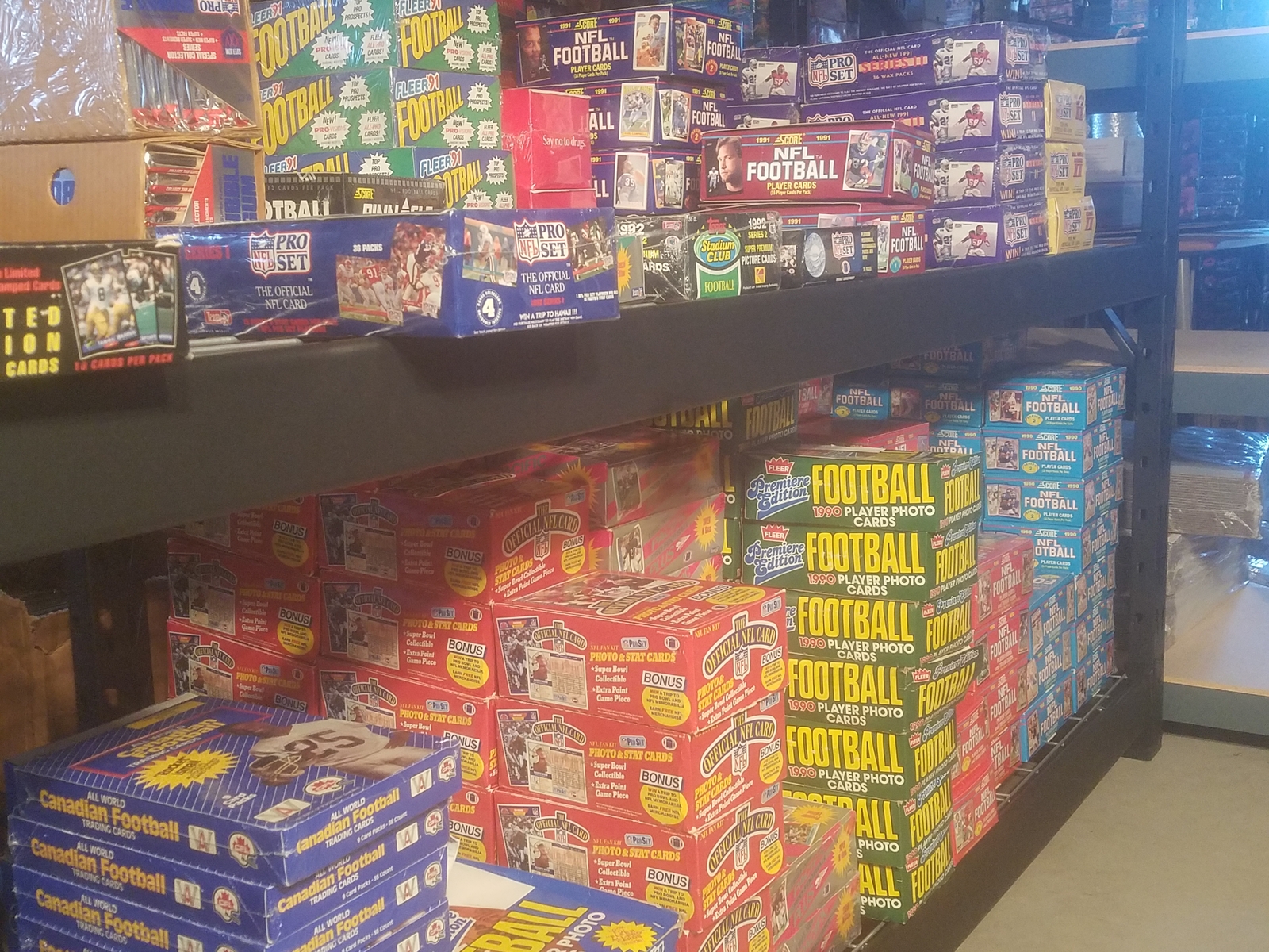 1000 Cards – Unopened NFL Football Card Wax Box Packs