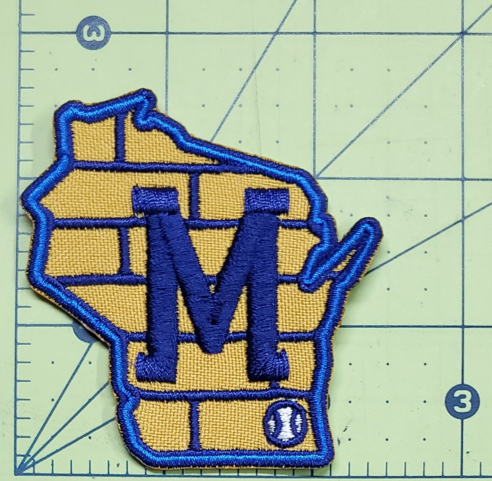 Milwaukee Brewers Road Sleeve World Series MLB Baseball Iron On Patch
