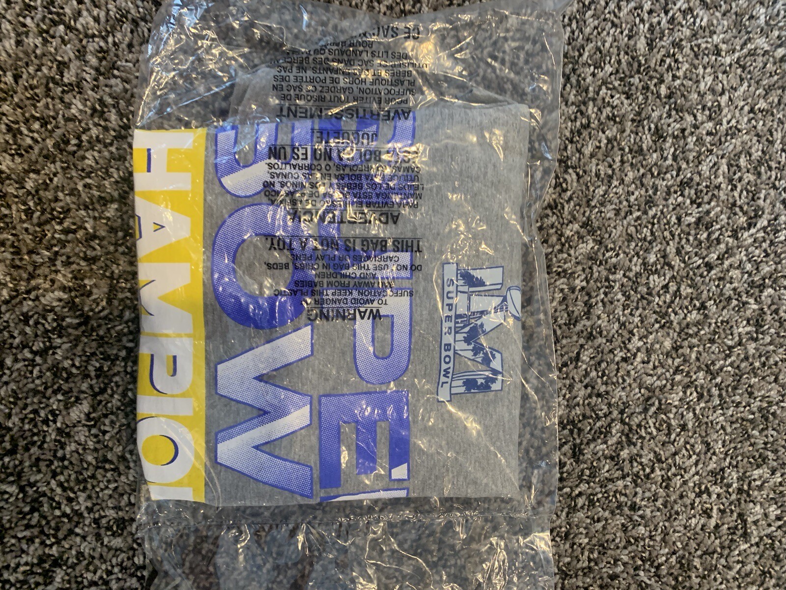 New NIKE Los Angeles Rams Super Bowl LVI Champions T-Shirt Size LARGE Free Ship