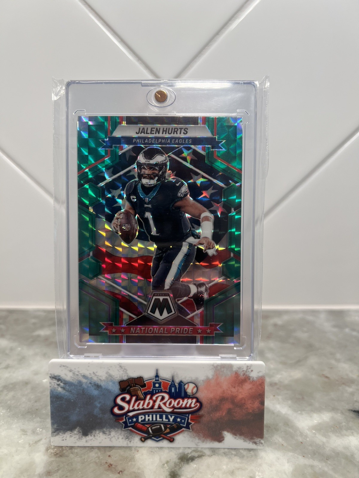 JALEN HURTS GREEN COLOR MATCH REFRACTOR CARD WITH CASE NFL PHILADELPHIA EAGLES