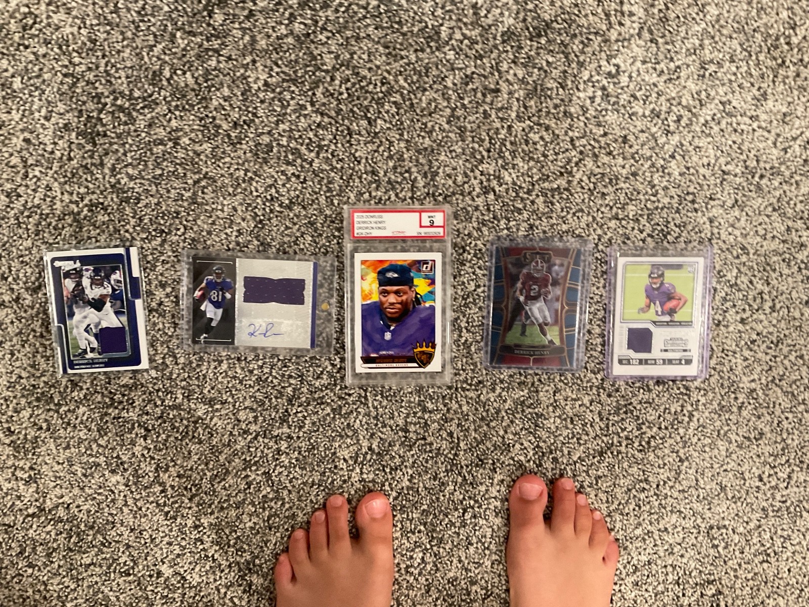 Brand new condition 400 dollar cards for cheap standard size