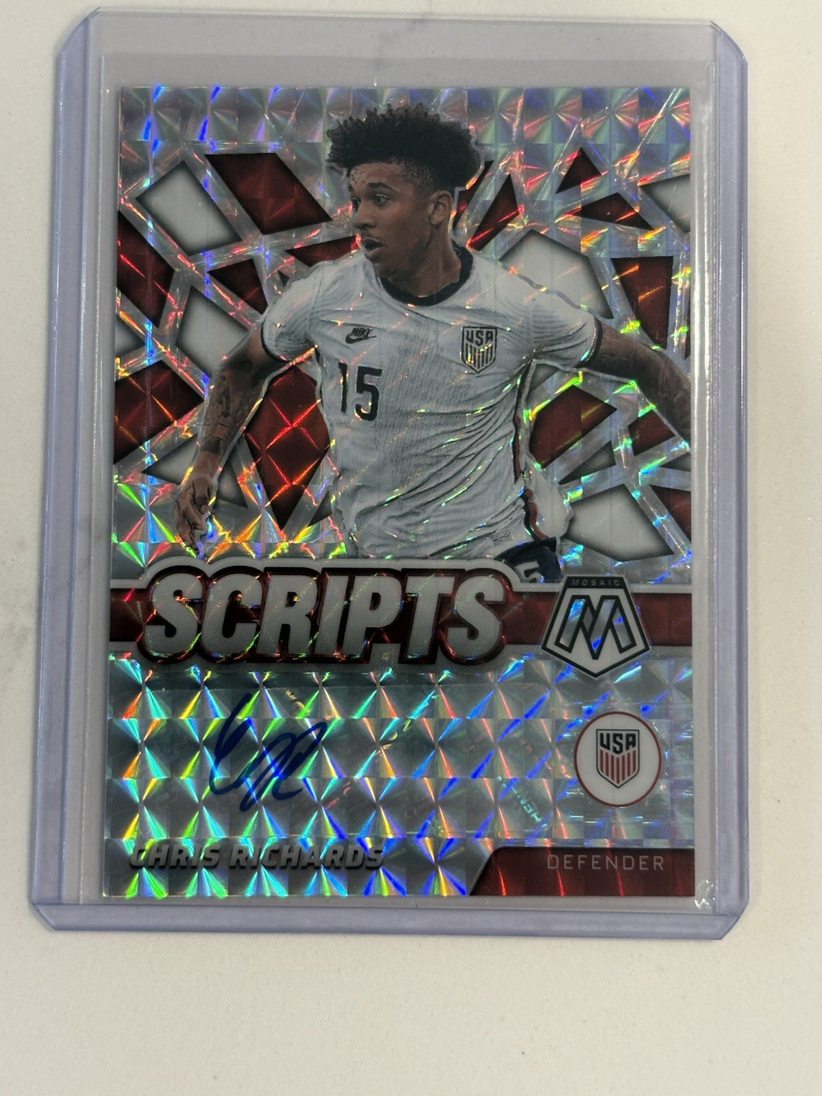2021-22 Panini Mosaic FIFA World Cup Chris Richards Scripts Mosaic Auto USA