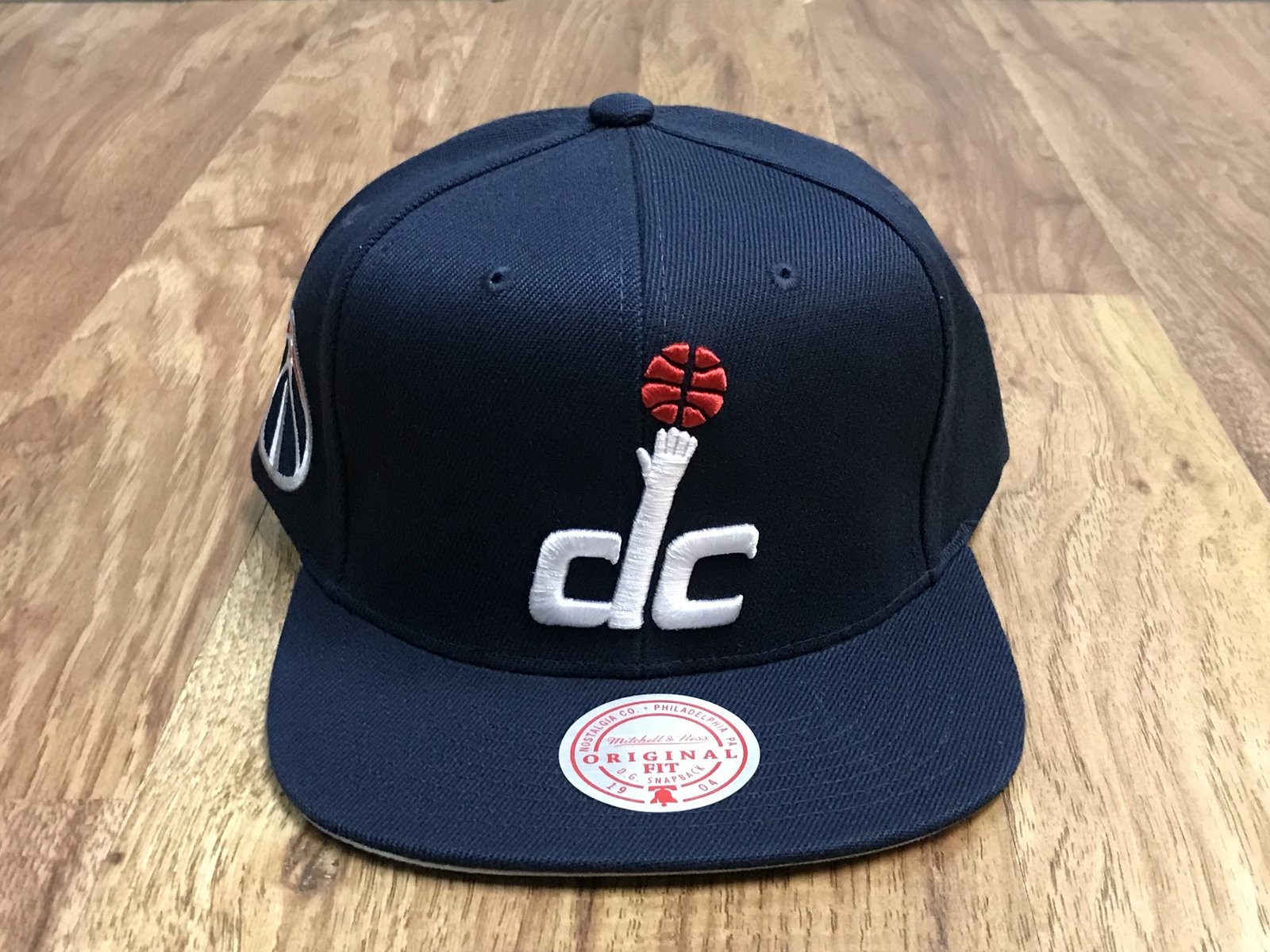MENS OSFA NEW Mitchell & Ness NBA Washington Wizards Basketball Snapback Cap Hat
