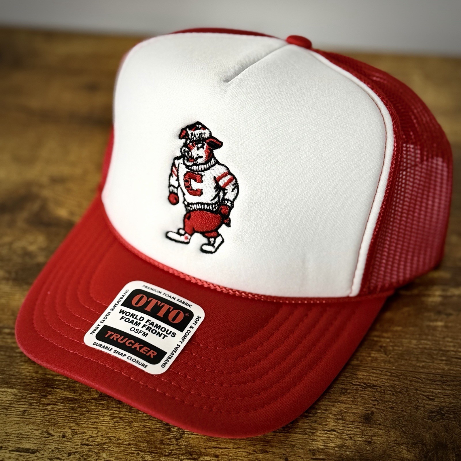 Carolina Hurricanes “Strutting Stormy” Otto White/Red Foam Trucker Rope Hato