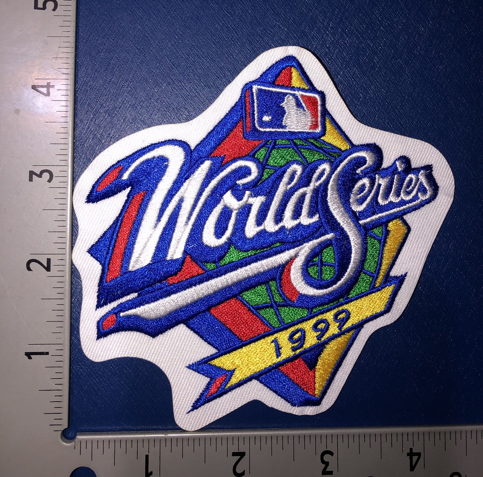 MLB 1999 World Series Jersey Patch Iron On 4.5” NY Yankees Atlanta Braves