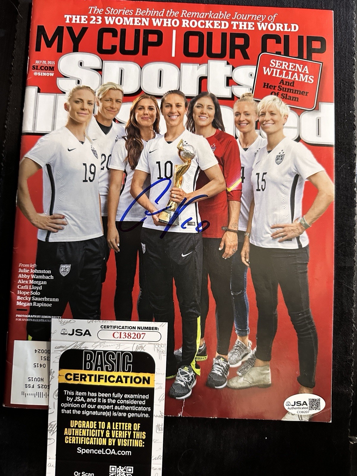 CARLI LLOYD Signed 2015 World Cup Sports Illustrated Magazine USA Soccer JSA COA