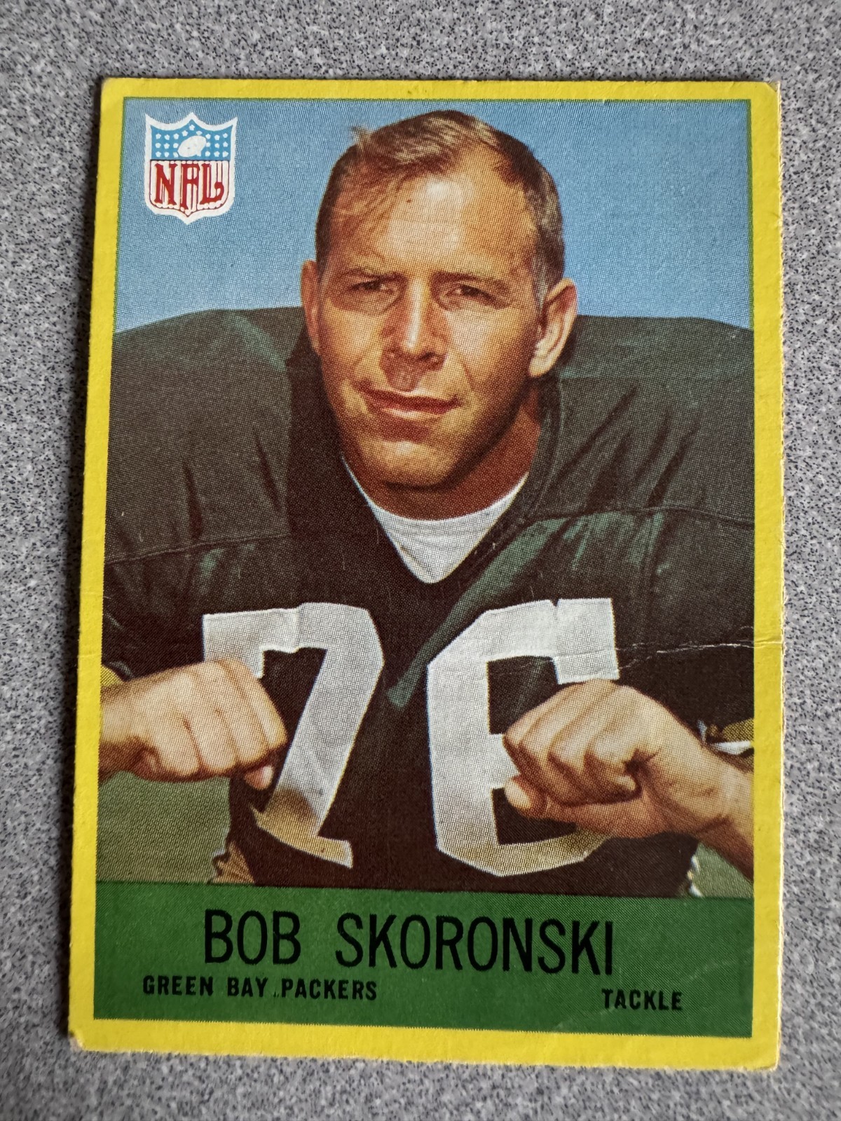 1967 Philadelphia Bob Skoronski Rookie Card #81 Packers Low Grade Creased