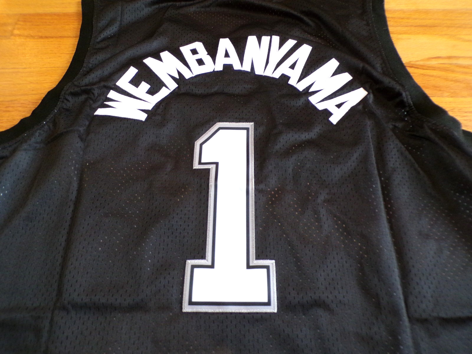 NBA CUSTOM RETRO SAN ANTONIO SPURS VICTOR WEMBANYAMA BLACK JERSEY SIZE 3XL