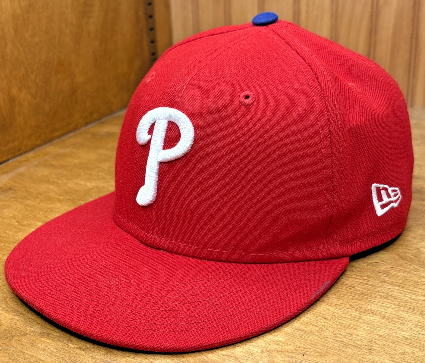 New Era 59FIFTY Philadelphia Phillies Fitted Hat 6 3/4 Small Adult/Large Kids