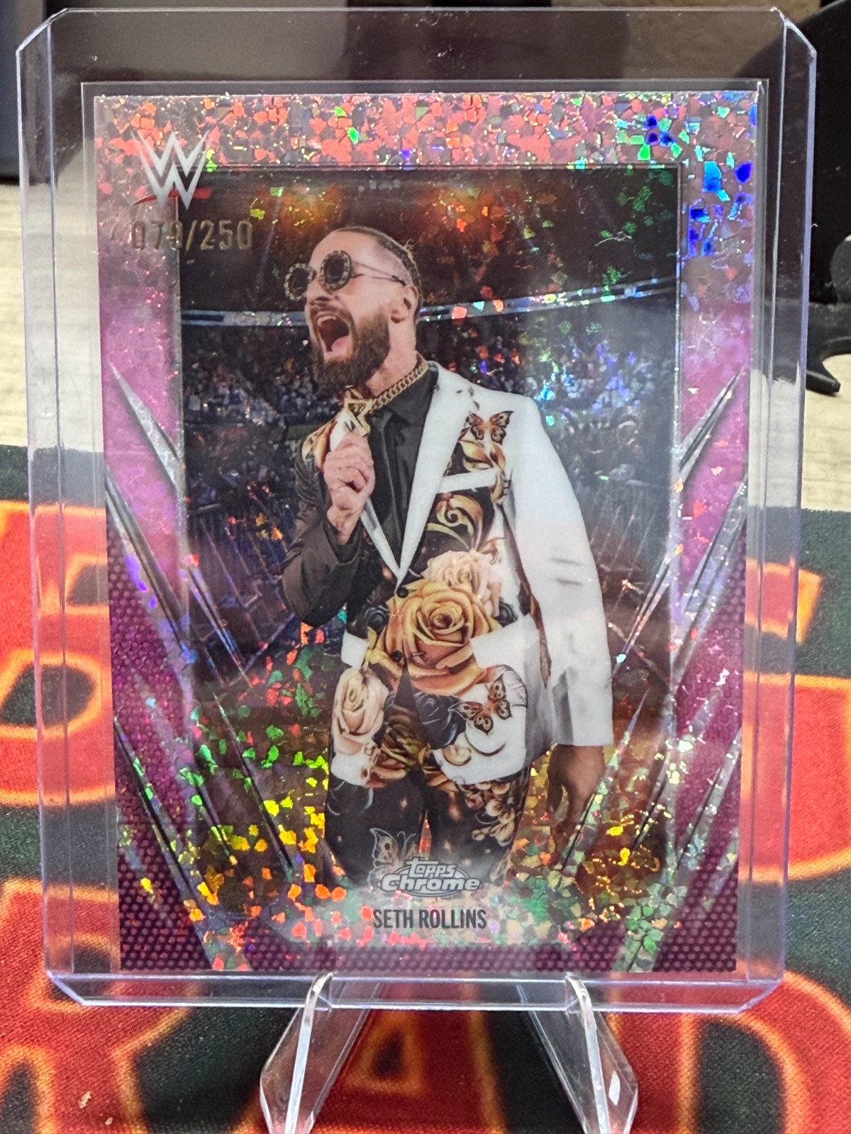 2025 Topps Chrome WWE Seth Rollins Pink Geometric Refractor #40 /250 #78/250
