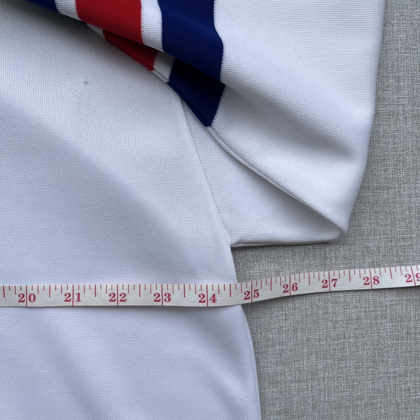 Vintage 1986 USA Europe Hockey Jersey Gunzo’s #2 White Red Blue Adult XL
