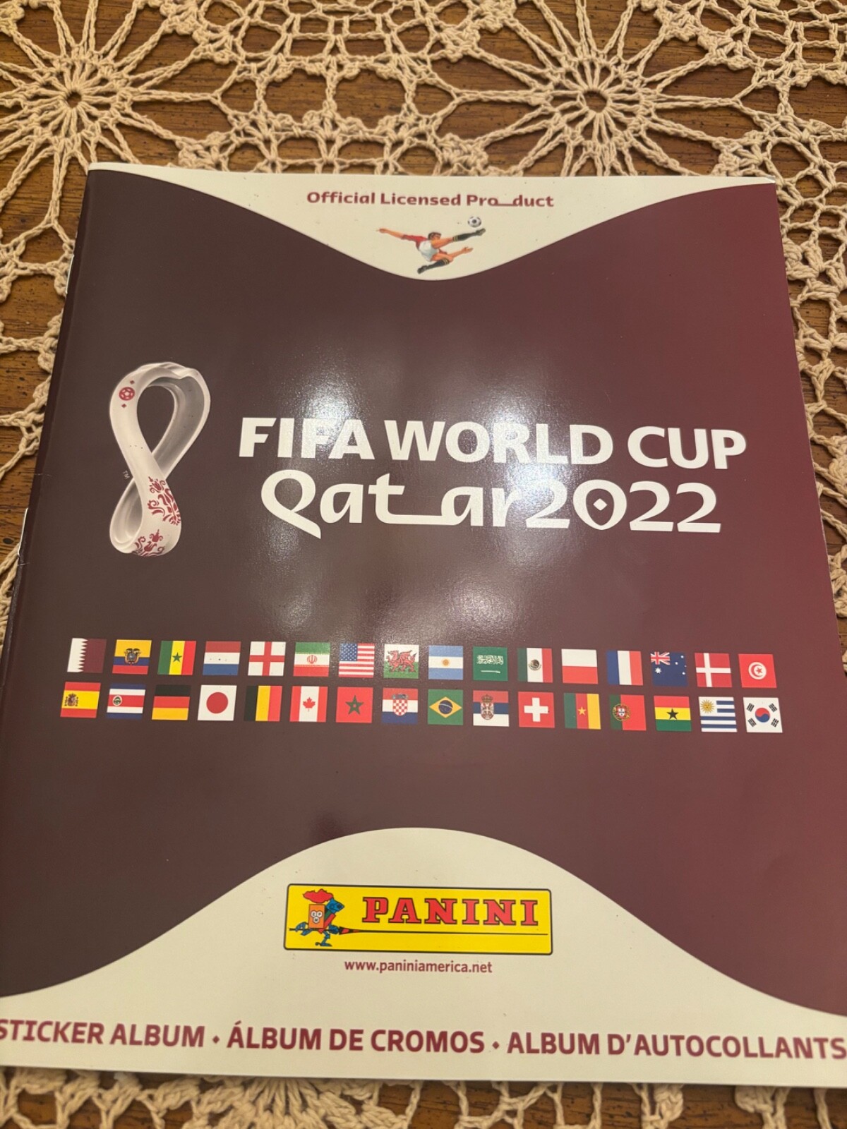FIFA WORLD CUP QATAR 2022 PANINI OFFICIAL STICKER ALBUM (with 10 stickers)