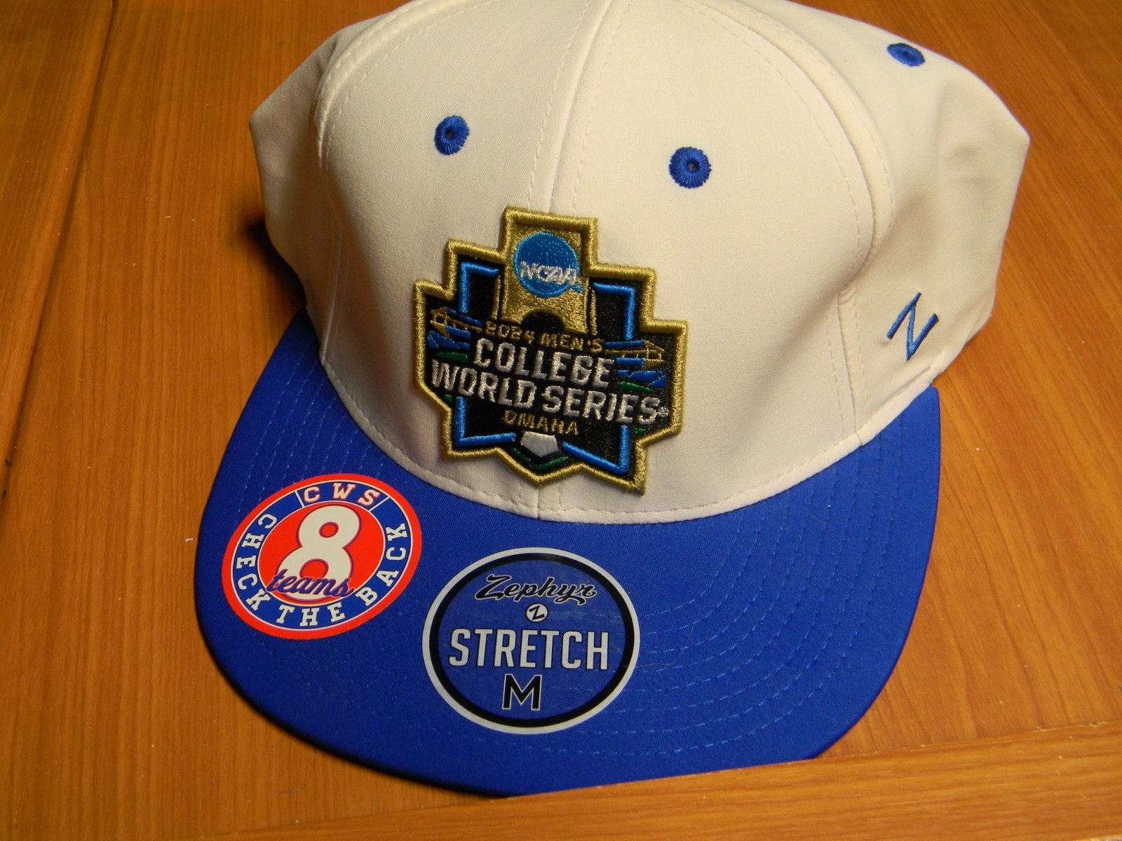 *NWT* 2024 NCAA COLLEGE WORLD SERIES CWS (Omaha) Zephyr Size M Stretch 8-Teams