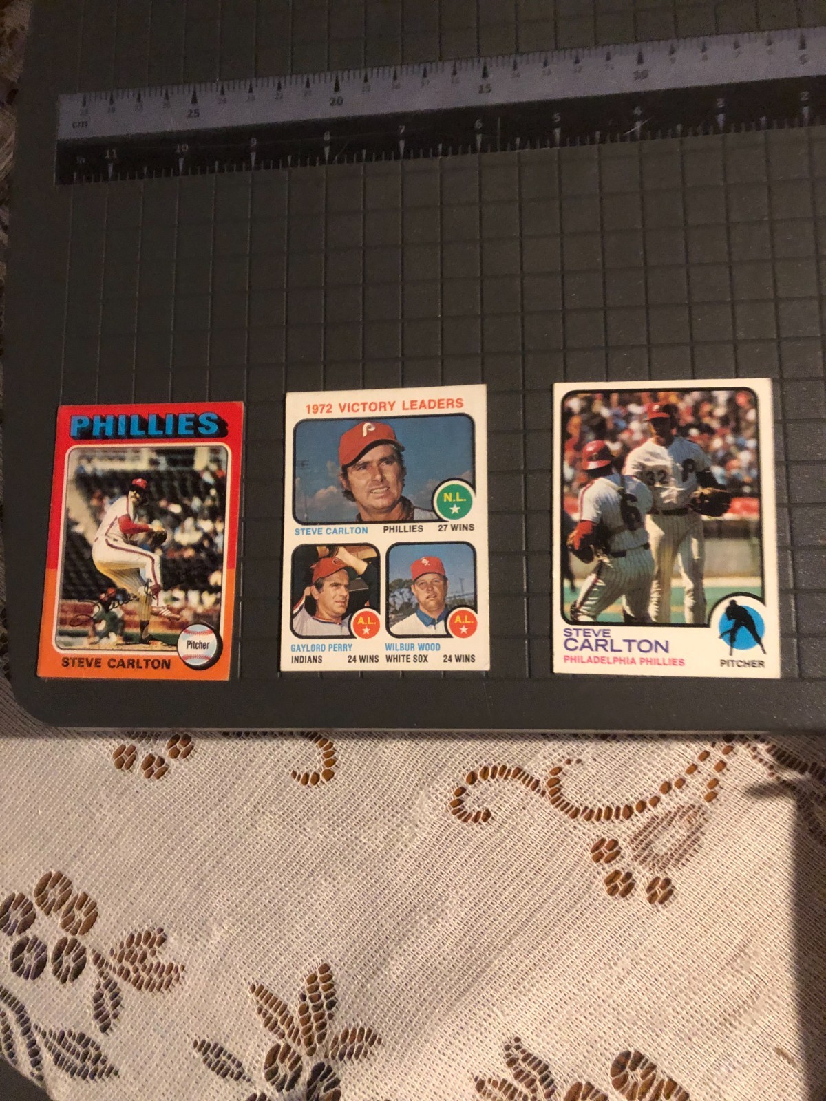 STEVE CARLTON LOT OF 3 BASEBALL CARDS 1975–1973–1973