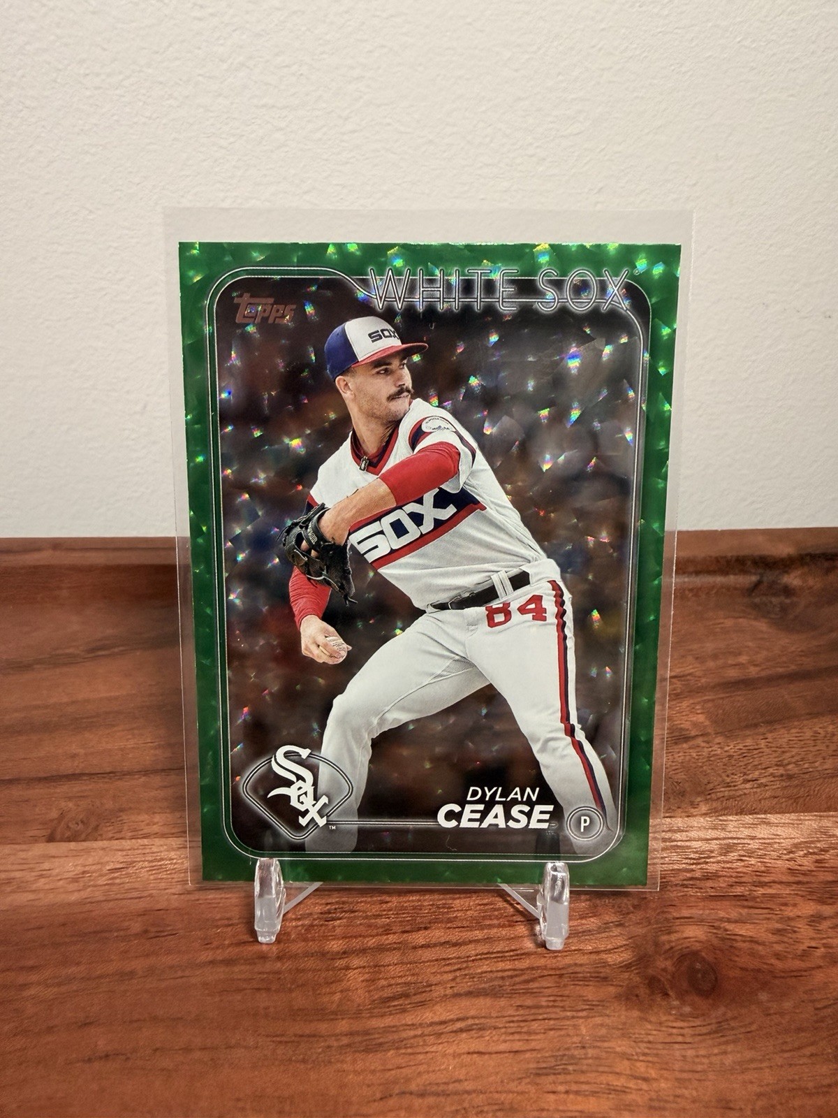2024 Topps Series 1 – Dylan Cease #40 Green Crackle Foil /499