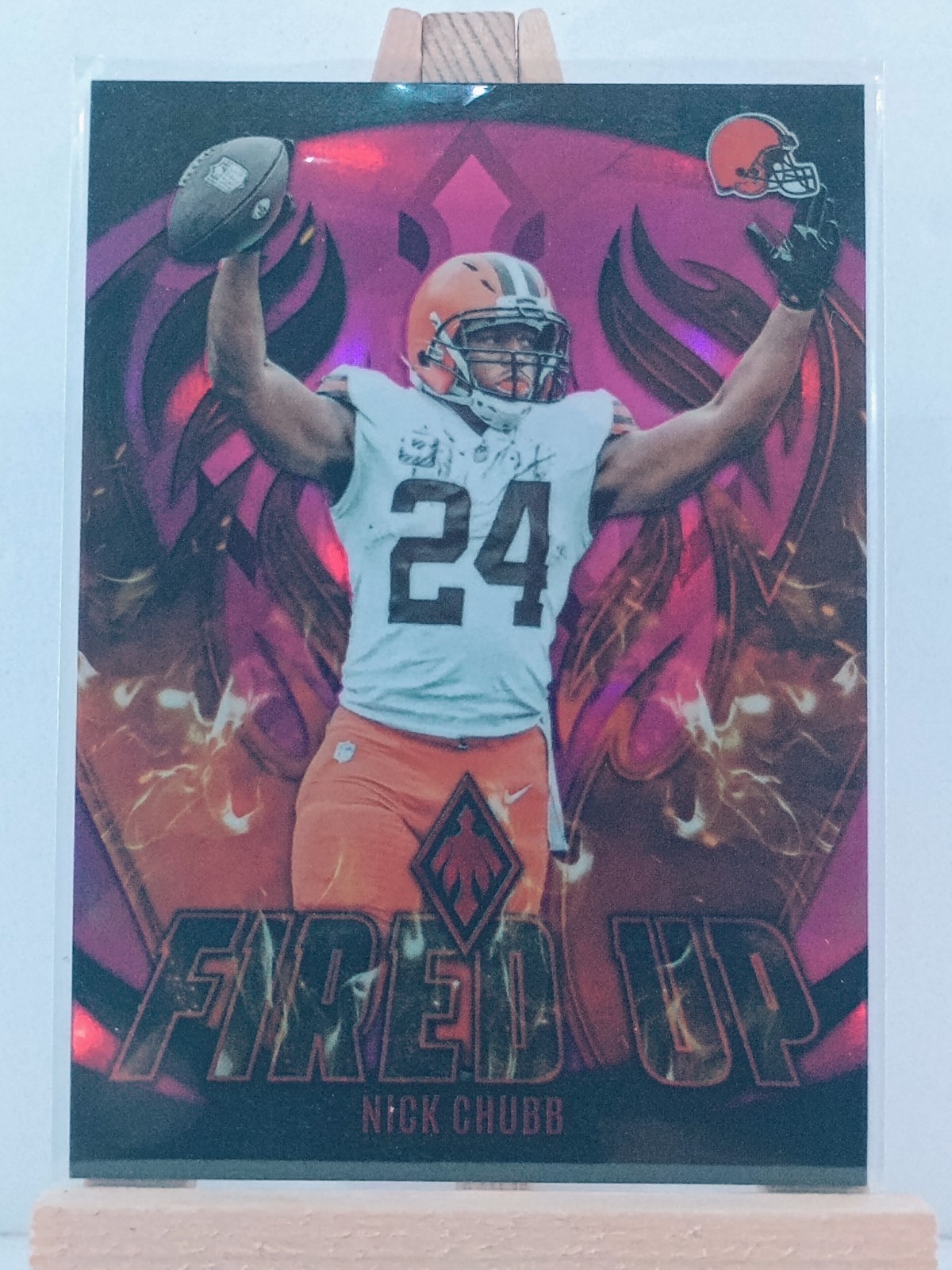 2023 Panini Phoenix – Fired Up Nick Chubb #FU-9 Pink /175