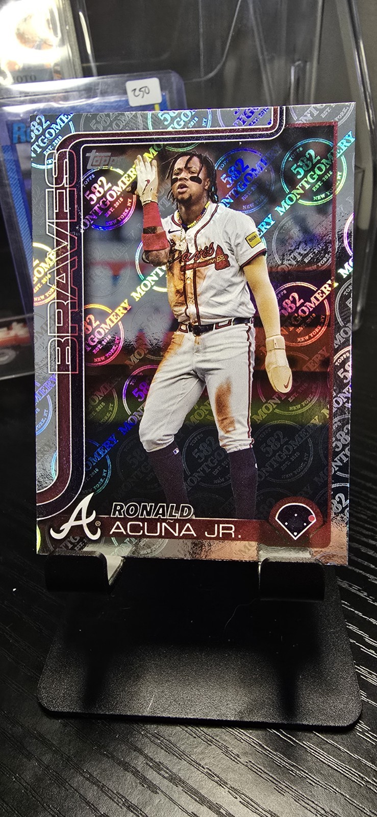 RONALD ACUNA JR TOPPS 582 MONTGOMERY CLUB HOLO FOIL BRAVES #207 2025