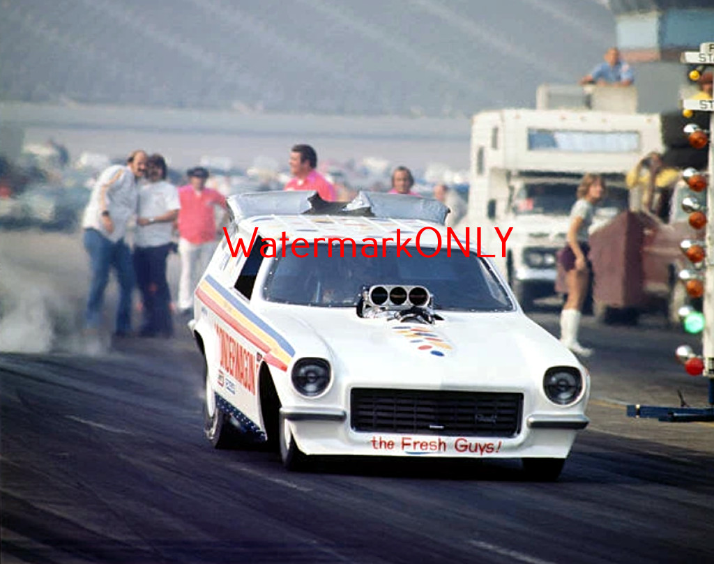 “Wonder Wagon” 1973 Chevy Vega Panel Wagon NITRO Funny Car PHOTO! #(12)
